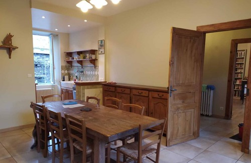 Saint-Mamet House | Large renovated old house with garden and swimming pool