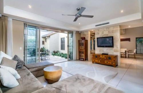 Westcourt Apartment | Large Resort Villa - Private Plunge Pool