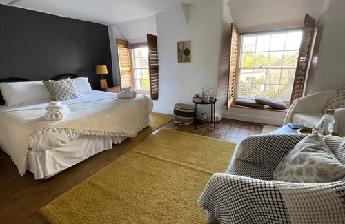 Chagford House | Large rustic ensuite room, charming Dartmoor stay