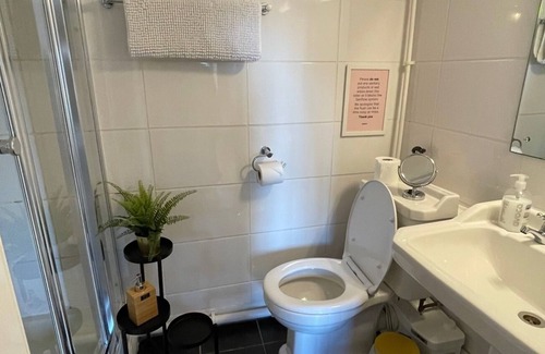 Chagford House | Large rustic ensuite room, charming Dartmoor stay