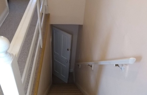 Harrisburg - Hershey House | Large Sparkling Attic Unit w Private Bath