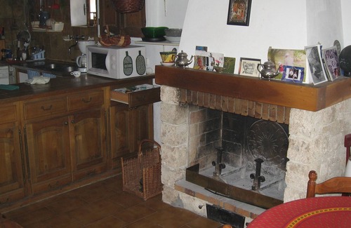 Ubraye House | Large stone building panoramic view