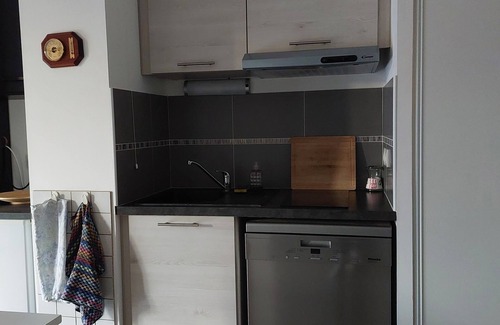 Gruissan Apartment | Large Studio in quiet residence 300m from the beach