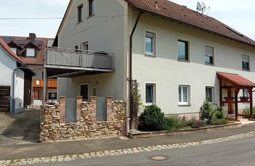 Memmelsdorf Apartment | Large vacation apartment with terrace (120sqm) for up to 6 people