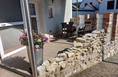 Memmelsdorf Apartment | Large vacation apartment with terrace (120sqm) for up to 6 people