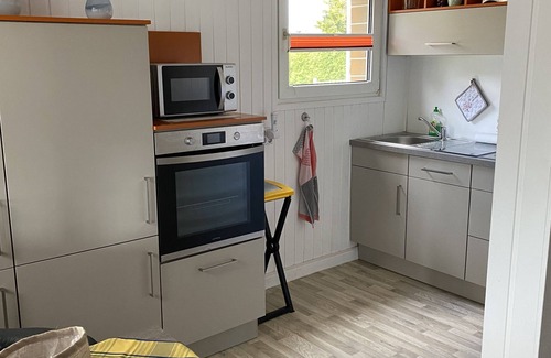 Wesenberg House | Large vacation home "Haus Weidenweg " directly on the water with its own lake access