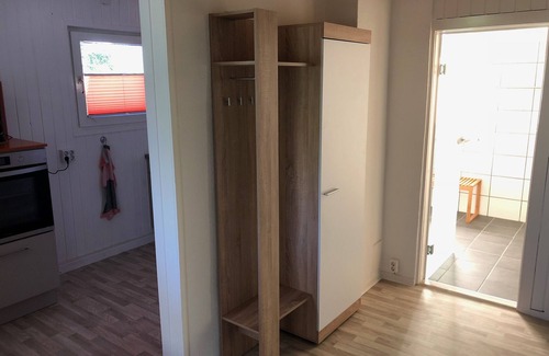 Wesenberg House | Large vacation home "Haus Weidenweg " directly on the water with its own lake access