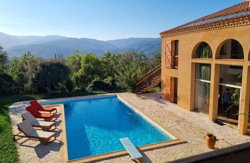Marquixanes Villa | Large villa in the heart of nature between sea and mountains at the foot of the Canigou mountains