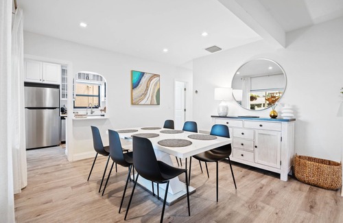 Idlewyld House | Las Olas Home Private Pool Walk to Beach Owner-Managed, 11+ Yrs Host