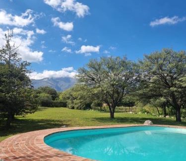 Las Rosas Villa | Las Veronas