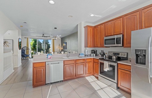Florida Central Atlantic Coast House | Last Minute Disney Getaway! Townhouse with Private Pool. Book Now! #108497