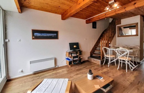 La Trinite-sur-Mer Apartment | LaTrinité/Mer-3-room apartment-47m²-Wifi-Port view