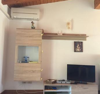 Castelletto Apartment | Laura Apartment With Balcony Garden And Lake View