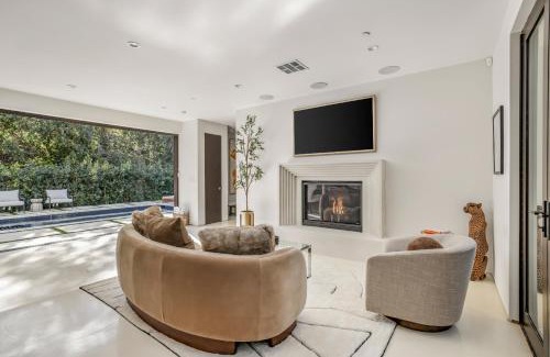 Mount Olympus Villa | Laurel Canyon