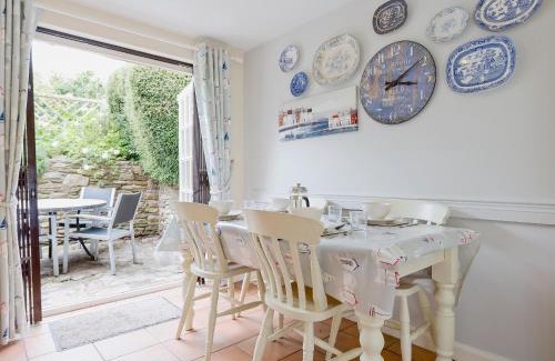 Stoke Gabriel House | Laurel Cottage