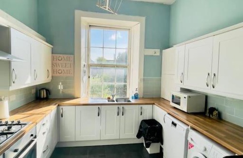 Tollcross Apartment | Lauriston Park
