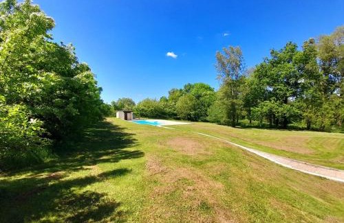Roumagne House | Lavanda House Grand Gite Piscine