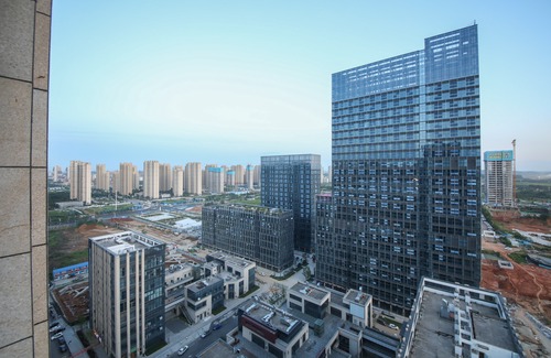 Hongshan Hotel | Lavande Hotel (Wuhan Optics Valley Technology Convention and Exhibition Center)