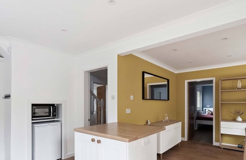 Henley-on-Thames House | Lavender House - Spacious Henley Home with Parking