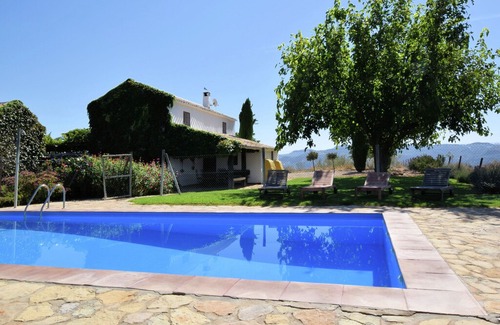 Algarinejo Cottage | Lavish Cottage in Fuentes de Cesna with Pool