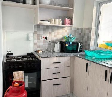 Manyimbo Apartment | LAVISH RETREAT-Buxton Point