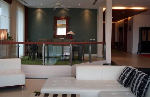 Choeng Thale Apartment | Layan Beach Stunning Penthouse Apartment