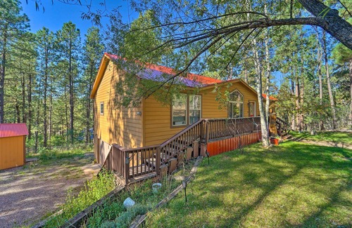 Forest Lakes Cottage | 'lazy Bear Den' ~ 9 Mi to Vallecito Reservoir