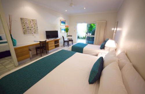 Port Douglas Hotel | Lazy Lizard Motor Inn