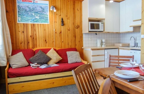 Le Lavachet Apartment | Le 2100 A et B (Lavachet) by Interhome