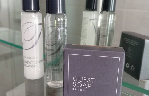 Gordons Bay Central House | Le Bay Lodge