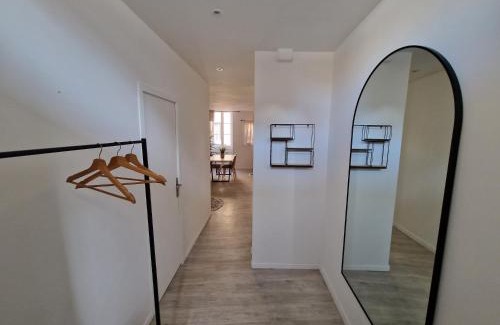 Roanne Apartment | Le Bois d'Ebène