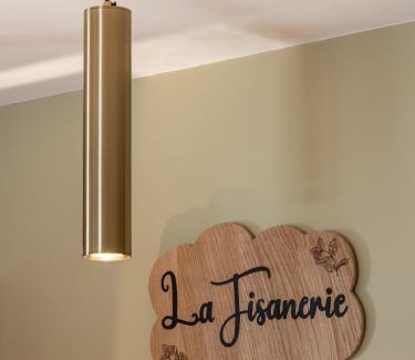 Saint-Maximin Ski Chalet | Le Cellier & Spa