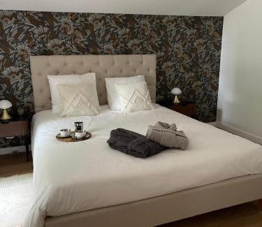 Hersin-Coupigny Apartment | Le Château de Toile - Gîte du Bosquet