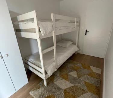 Hersin-Coupigny Apartment | Le Château de Toile - Gîte du Bosquet