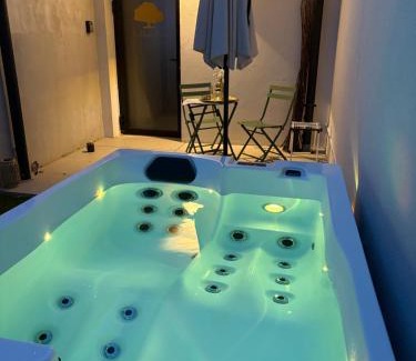 Amneville Apartment | Le Chêne Doré & Jacuzzi Spa privatif Amnéville site touristique