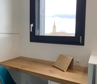 Castres-Gironde House | Le Chai de Castres Gironde