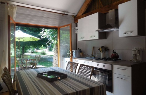 Valojoulx Cottage | Le Chalet 4p Lascaux, 3*, heated pool, Spa, playground, wifi, dog & cat friendly