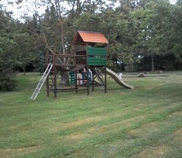 Angles-sur-lAnglin House | Le chalet des Robins