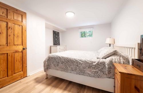 St-Adolphe-d'Howard Ski Chalet | Le chaleureux Shack - Spa, lac & Ski