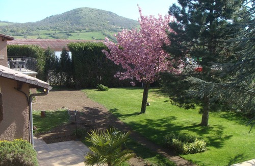 Rentieres Apartment | LE CLOS FLEURI .