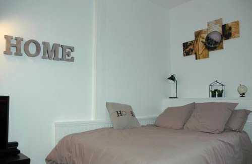 Old Town Apartment | Le Cosy Musette - Rue Piétonne