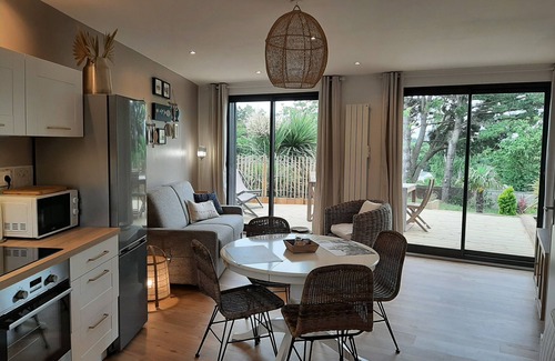 Le Rosais-La Flourie Cottage | Le Cottage du Bois Flotté