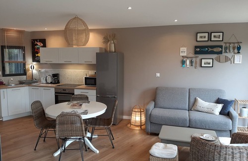 Le Rosais-La Flourie Cottage | Le Cottage du Bois Flotté