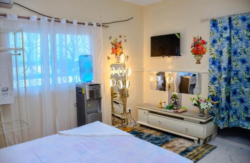 Pointe-Noire Hotel | Le Cristal de Roche