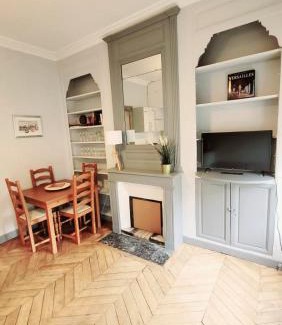 Saint-Louis Apartment | Le Cyrano - Versailles