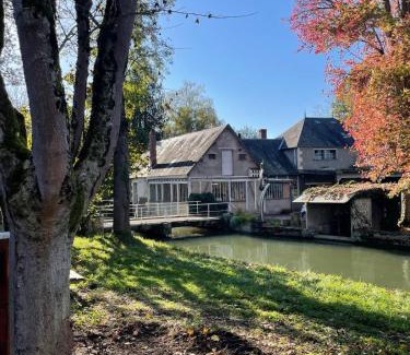 Donzy House | Le Douze, au bord de la rivière