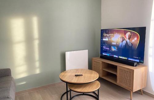 Quartier Centre Ville Apartment | Le Duplex - Massy Centre