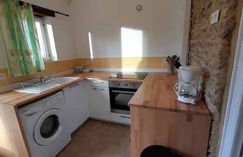 Fajoles House | Le Four à Pain