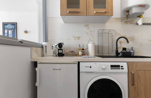 Thermal Apartment | Le Four Plaisance - 78 boulevard des Etats Unis - Vichy