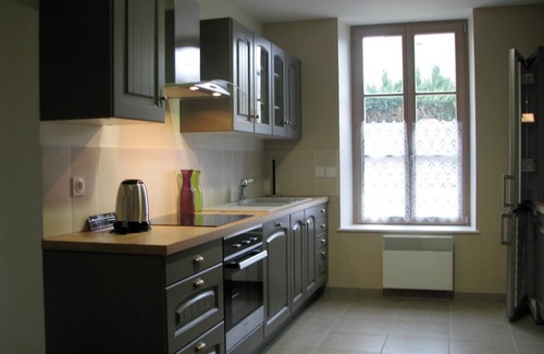 Puilly-et-Charbeaux House | LE Gîte Communal - Puilly ET Charbeaux